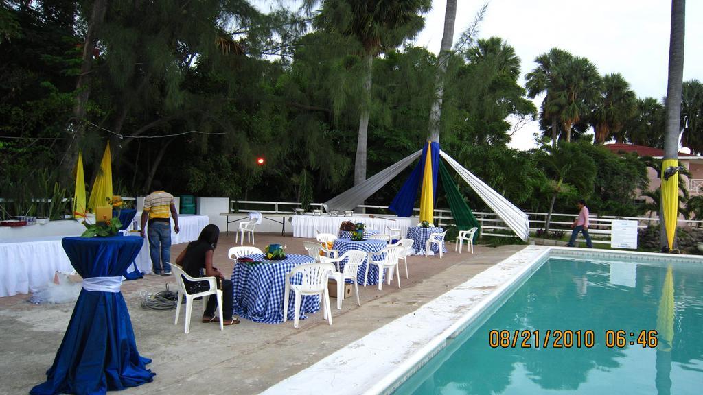 Treasure Beach Hotel Exterior foto